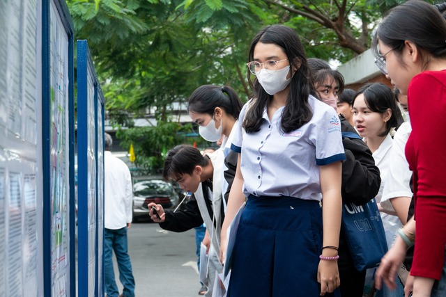 Nội dung nào trong đề thi đánh giá năng lực đợt 2 khiến thí sinh lo ngại? - Ảnh 1.