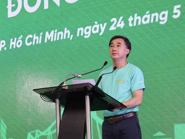 Hơn 3.000 người dân đổ về Dinh Độc Lập để được tư vấn sức khỏe miễn phí - Ảnh 1.