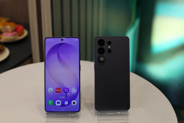 Vì sao điện thoại Galaxy A rẻ hơn nhiều so với Galaxy S? - Ảnh 1.