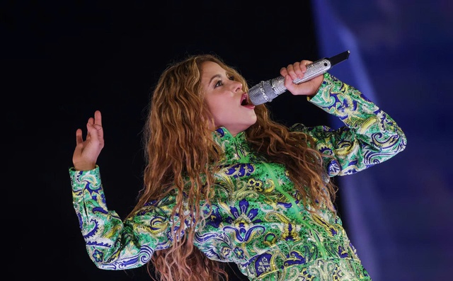 Sau 4 năm 's&oacute;ng gi&oacute;' với danh thủ Piqu&eacute;, Shakira hiện tại c&oacute; thực sự hạnh ph&uacute;c? - Ảnh 2.