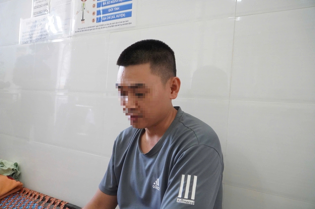 Hàng chục người nhập viện sau khi ăn bánh mì, nghi ngộ độc thực phẩm - Ảnh 2.