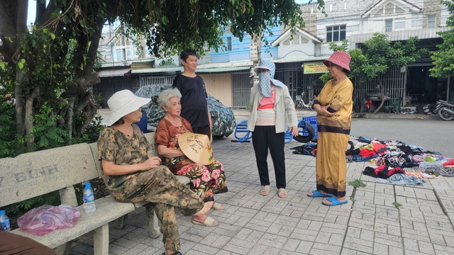 Người dân 'ngộp thở' vì mùi hôi từ công ty thức ăn gia súc- Ảnh 3. Người dân 'ngộp thở' vì mùi hôi từ công ty thức ăn gia súc- Ảnh 3.