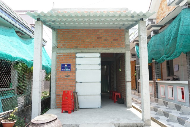 Mẹ bệnh nặng và con gái bại não mong được giúp đỡ - Ảnh 1.