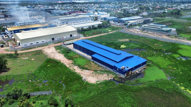 Người dân 'ngộp thở' vì mùi hôi từ công ty thức ăn gia súc- Ảnh 2. Người dân 'ngộp thở' vì mùi hôi từ công ty thức ăn gia súc- Ảnh 2.