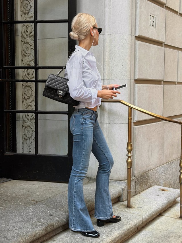 Biến hóa muôn vàn phong cách với quần jeans- Ảnh 7. Biến hóa muôn vàn phong cách với quần jeans- Ảnh 7.