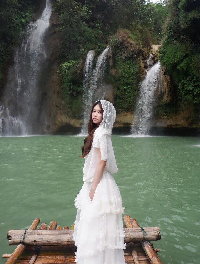 Khúc giao hưởng ngọt ngào giữa chất liệu voan mềm và ren tinh xảo- Ảnh 8. Khúc giao hưởng ngọt ngào giữa chất liệu voan mềm và ren tinh xảo- Ảnh 8.