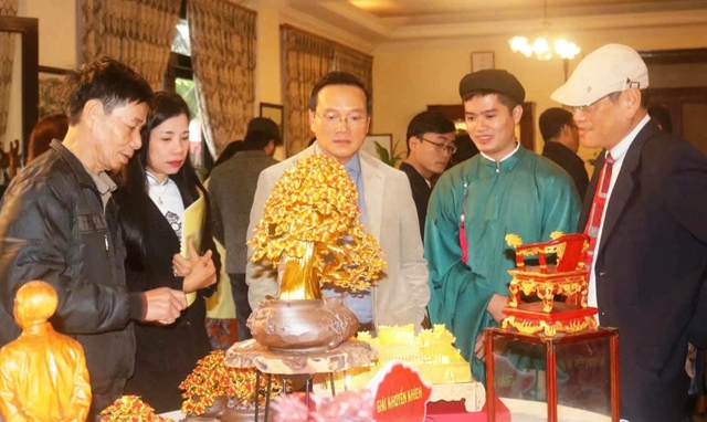Tuyệt kỹ tạo tác cây cảnh từ dây kim loại- Ảnh 5. Tuyệt kỹ tạo tác cây cảnh từ dây kim loại- Ảnh 5.