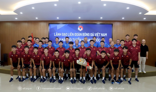 U.19 Việt Nam chưa đủ lực lượng do cầu thủ bận thi tốt nghiệp THPT- Ảnh 1. U.19 Việt Nam chưa đủ lực lượng do cầu thủ bận thi tốt nghiệp THPT- Ảnh 1.