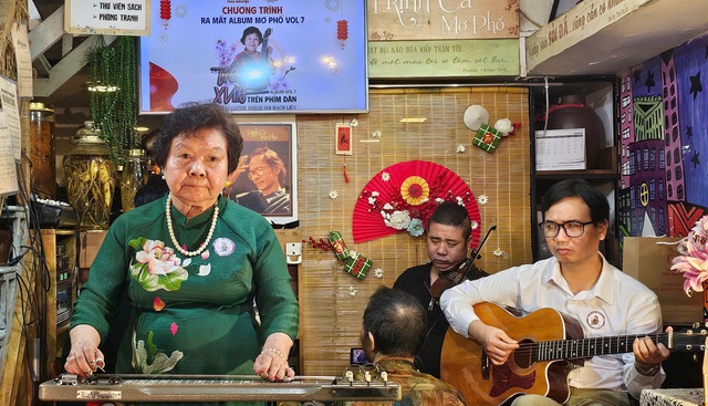 Tiếng cầm ca xuy&ecirc;n qua sinh tử v&agrave; c&aacute;i &lsquo;l&atilde;i&rsquo; ở tuổi 85 - Ảnh 4.
