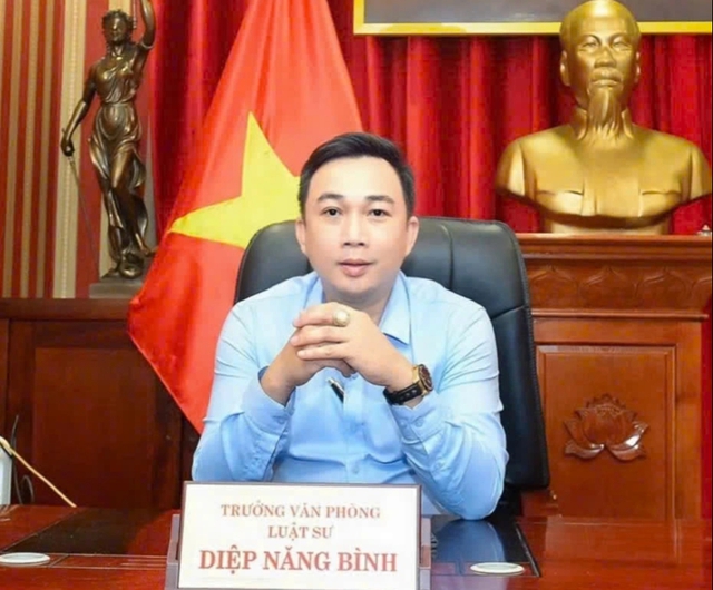Sát ngày bay mới biết nguy cơ hoãn xuất cảnh, nhiều người bỏ quên bước này - Ảnh 2.