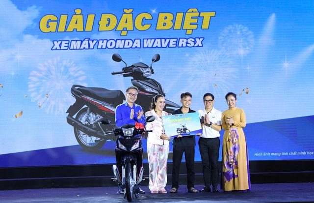 Chương trình ý nghĩa dành cho thanh niên công nhân- Ảnh 2. Chương trình ý nghĩa dành cho thanh niên công nhân- Ảnh 2.