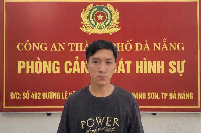 Đ&agrave; Nẵng: Bắt n&oacute;ng nghi phạm leo tường r&agrave;o, đột nhập ch&ugrave;a trộm tiền c&ocirc;ng đức- Ảnh 3.