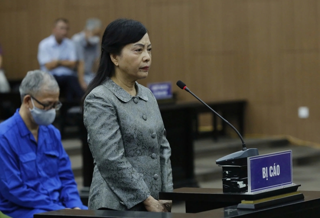 Bà Nguyễn Thị Kim Tiến bị tuyên phạt 6 năm tù, phải bồi thường hơn 108 tỉ đồng- Ảnh 1. Bà Nguyễn Thị Kim Tiến bị tuyên phạt 6 năm tù, phải bồi thường hơn 108 tỉ đồng- Ảnh 1.