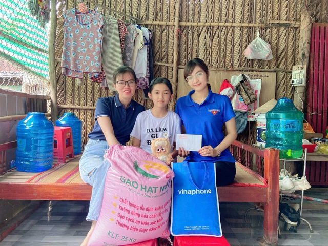 Hành trình khuyến học của những trái tim tử tế - Ảnh 2.