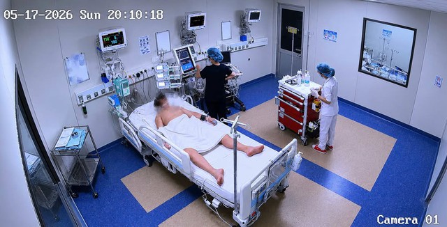  Cứu bệnh nhi nhiễm não mô cầu thể viêm màng não biến chứng nguy kịch - Ảnh 1.