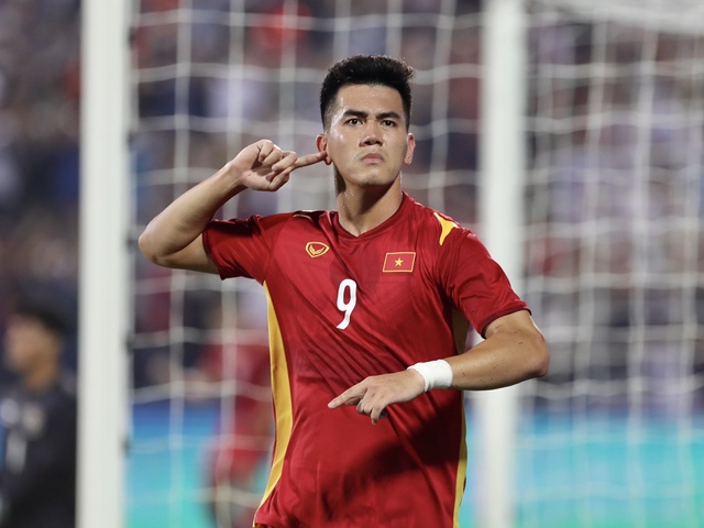 Lê Giang Patrick và Tiến Linh nên lưu ý, V-League sắp hạ màn: Thầy Kim không đợi đâu!- Ảnh 2. Lê Giang Patrick và Tiến Linh nên lưu ý, V-League sắp hạ màn: Thầy Kim không đợi đâu!- Ảnh 2.