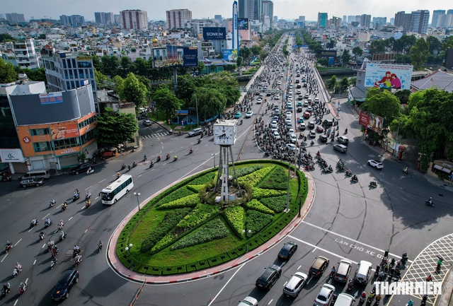 Phân biệt biển báo 3 mũi tên xoay tròn, khác màu nền và kiểu dáng thế nào? - Ảnh 2.
