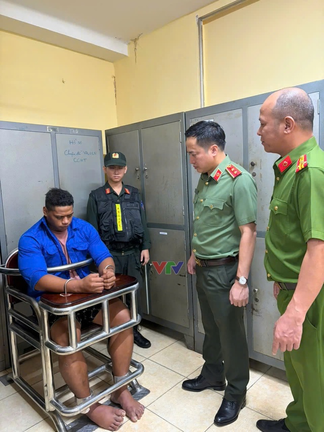 72 giờ truy bắt 2 nghi phạm nổ súng giết người nước ngoài ở Bến Thành - Ảnh 2.