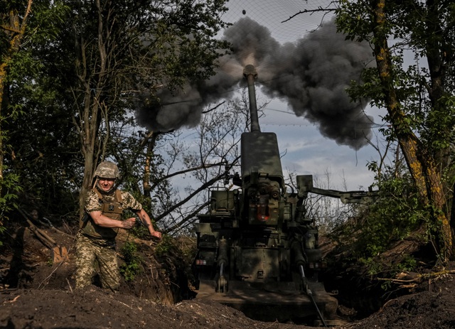 Chiến sự Ukraine ngày: Nga phóng tên lửa Kinzhal, một nước NATO tiếp sức cho Ukraine - Ảnh 1.