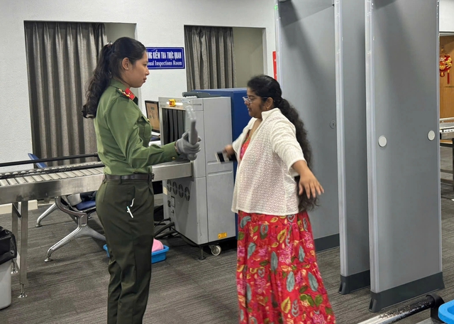 Cửa khẩu Cảng HKQT Phú Quốc: Ứng dụng chuyển đổi số, sẵn sàng cho vị thế mới - Ảnh 3.