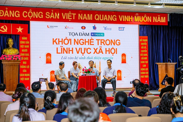 'Mới ra trường doanh nghiệp đòi 2 năm kinh nghiệm', làm sao để không trượt vòng CV? - Ảnh 1.