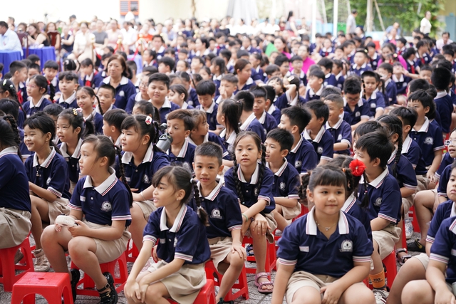 Từ trường 'phụ huynh không mặn mà' thành trường chuẩn quốc gia, thực hiện trường tiên tiến - Ảnh 1.