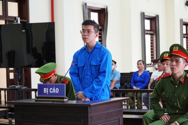 Tử hình bị cáo đâm chủ quán nước 53 nhát dao - Ảnh 1.