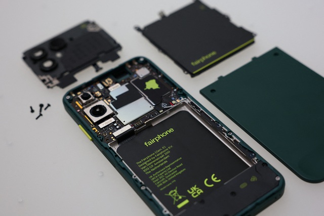Vì sao người dùng không nên để điện thoại Android hết pin quá lâu? - Ảnh 1.