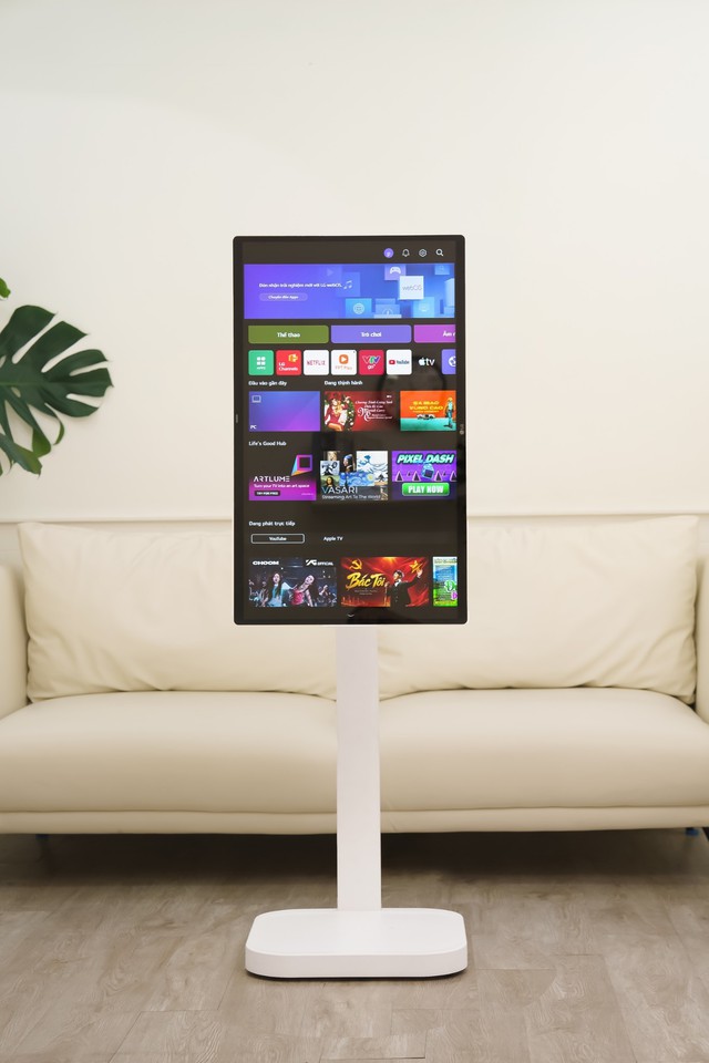 Biến gian phòng nhà bạn thành văn phòng di động với màn hình LG Smart Monitor Swing- Ảnh 2. Biến gian phòng nhà bạn thành văn phòng di động với màn hình LG Smart Monitor Swing- Ảnh 2.