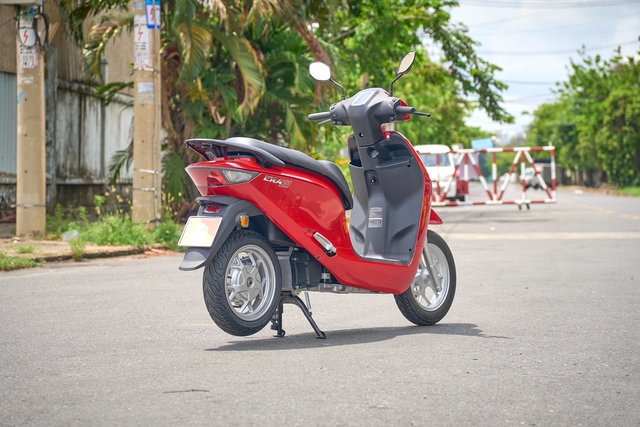 Lái thử Dat Bike ERA: Xe máy điện ‘cân đời thực’, giá từ 29,9 triệu đồng - Ảnh 1.