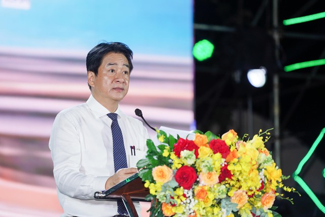 Nha Trang khai mạc lễ hội mô tô phân khối lớn châu Á - Thái Bình Dương- Ảnh 1. Nha Trang khai mạc lễ hội mô tô phân khối lớn châu Á - Thái Bình Dương- Ảnh 1.