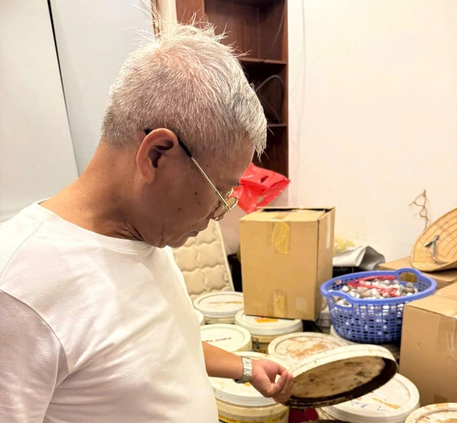 C&ocirc;ng an TP.HCM triệt ph&aacute; đường d&acirc;y thuốc da liễu giả trị gi&aacute; 10 tỉ đồng- Ảnh 2.