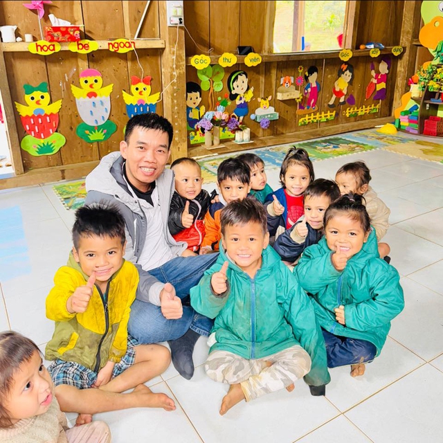 Chàng kỹ sư 16 năm 'trèo đèo, lội suối' xây trường vùng cao- Ảnh 2. Chàng kỹ sư 16 năm 'trèo đèo, lội suối' xây trường vùng cao- Ảnh 2.