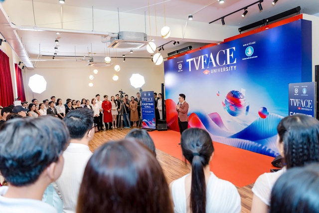 Gương mặt truyền h&igrave;nh - The TVFACE trở lại - Ảnh 3.