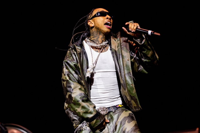 Rapper gốc Việt Tyga vừa hợp tác Sơn Tùng M-TP nổi tiếng ra sao?- Ảnh 3. Rapper gốc Việt Tyga vừa hợp tác Sơn Tùng M-TP nổi tiếng ra sao?- Ảnh 3.