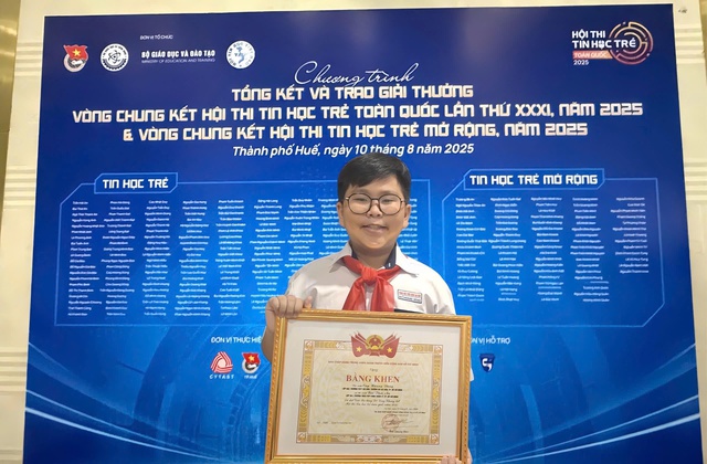 Những đứa trẻ tài năng: Cậu bé 13 tuổi biết vận dụng AI nhận diện tâm lý - Ảnh 5.