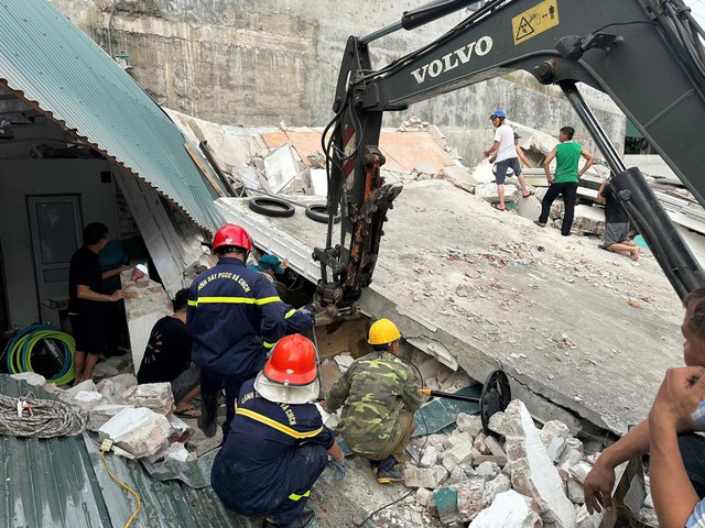 Sập nh&agrave; khi sửa chữa, chủ nh&agrave; tử vong tại chỗ - Ảnh 1.
