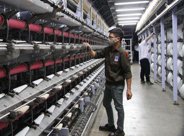 CPI tăng gần 4%, nhập si&ecirc;u hơn 7 tỉ USD trong 4 th&aacute;ng - Ảnh 2.