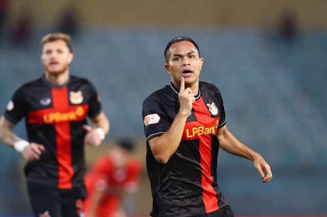 Bảng xếp hạng V-League mới nhất: HAGL bất ngờ đứng vị tr&iacute; kh&oacute; tin, Ninh B&igrave;nh rơi khỏi tốp 3- Ảnh 3.