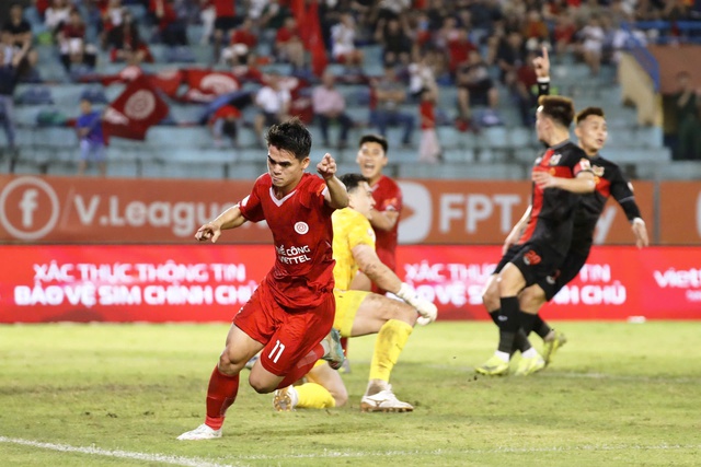 Bảng xếp hạng V-League mới nhất: HAGL bất ngờ đứng vị tr&iacute; kh&oacute; tin, Ninh B&igrave;nh rơi khỏi tốp 3- Ảnh 2.