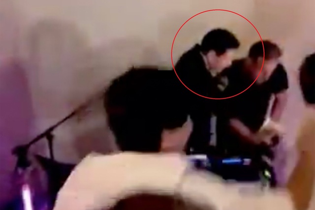 Ngoại trưởng Mỹ Marco Rubio l&agrave;m th&ecirc;m c&ocirc;ng việc DJ đ&aacute;m cưới? - Ảnh 2.