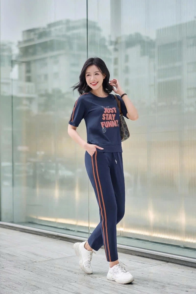 Đánh thức năng lượng trẻ trung nhờ phong cách thể thao- Ảnh 1. Đánh thức năng lượng trẻ trung nhờ phong cách thể thao- Ảnh 1.