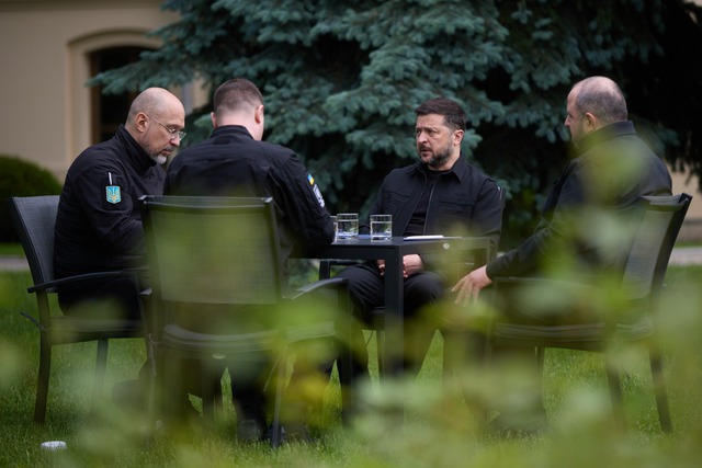 Chiến sự Ukraine ng&agrave;y 1.557: Tổng thống Zelensky n&ecirc;u 3 ưu ti&ecirc;n chiến lược- Ảnh 3.