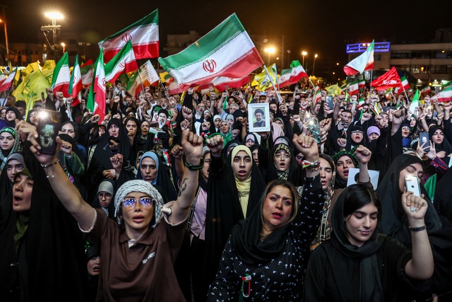 Mỹ - Iran bước vào thế giằng co cân não- Ảnh 4. Mỹ - Iran bước vào thế giằng co cân não- Ảnh 4.