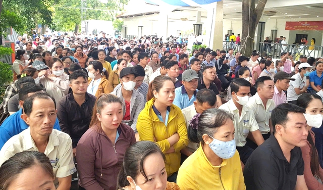 TP.HCM khởi động khám sức khỏe cho 1 triệu công nhân, người lao động- Ảnh 1. TP.HCM khởi động khám sức khỏe cho 1 triệu công nhân, người lao động- Ảnh 1.