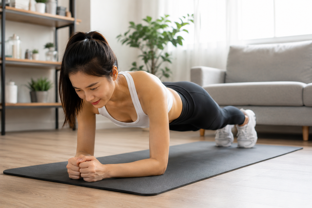 Làm thế nào để giảm mỡ và tăng cơ cùng lúc? - Ảnh 1.