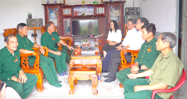 Vụ 6 cựu chiến binh k&ecirc;u oan: Viện trưởng Viện KSND cấp cao tại TP.HCM n&oacute;i g&igrave;? - Ảnh 5.