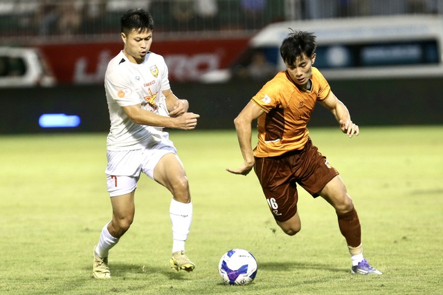HAGL nắm quyền tự quyết, sớm trụ hạng V-League trong trường hợp nào?- Ảnh 1. HAGL nắm quyền tự quyết, sớm trụ hạng V-League trong trường hợp nào?- Ảnh 1.