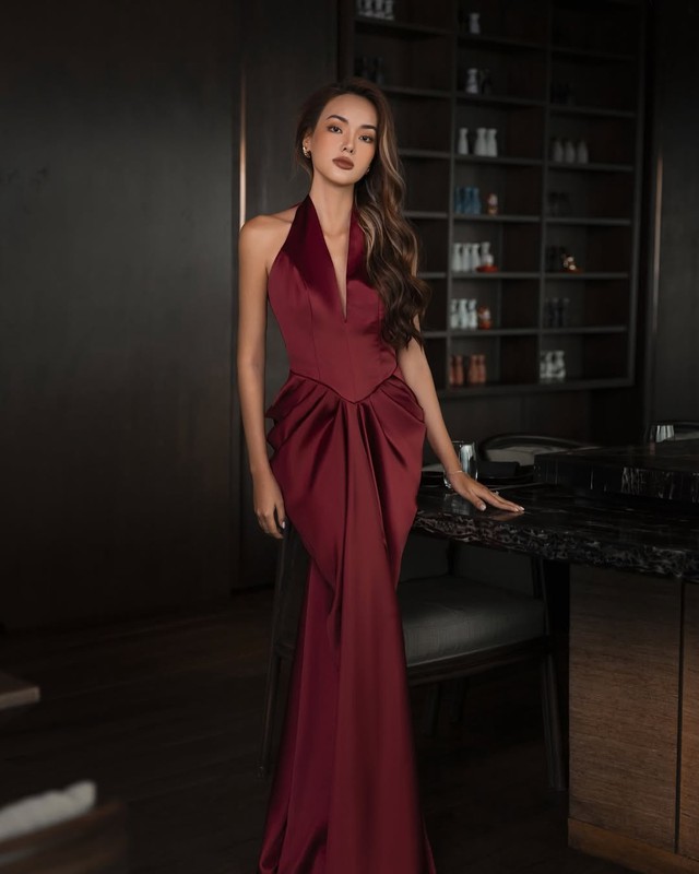 Làm chủ sắc đỏ đô, khơi dậy nét sang trọng đầy quyền lực- Ảnh 6.