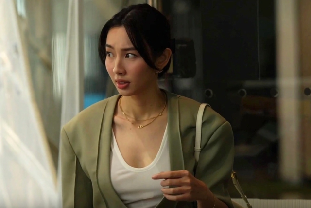 Nghệ sĩ dính bê bối, ai vạ lây? - Ảnh 2.